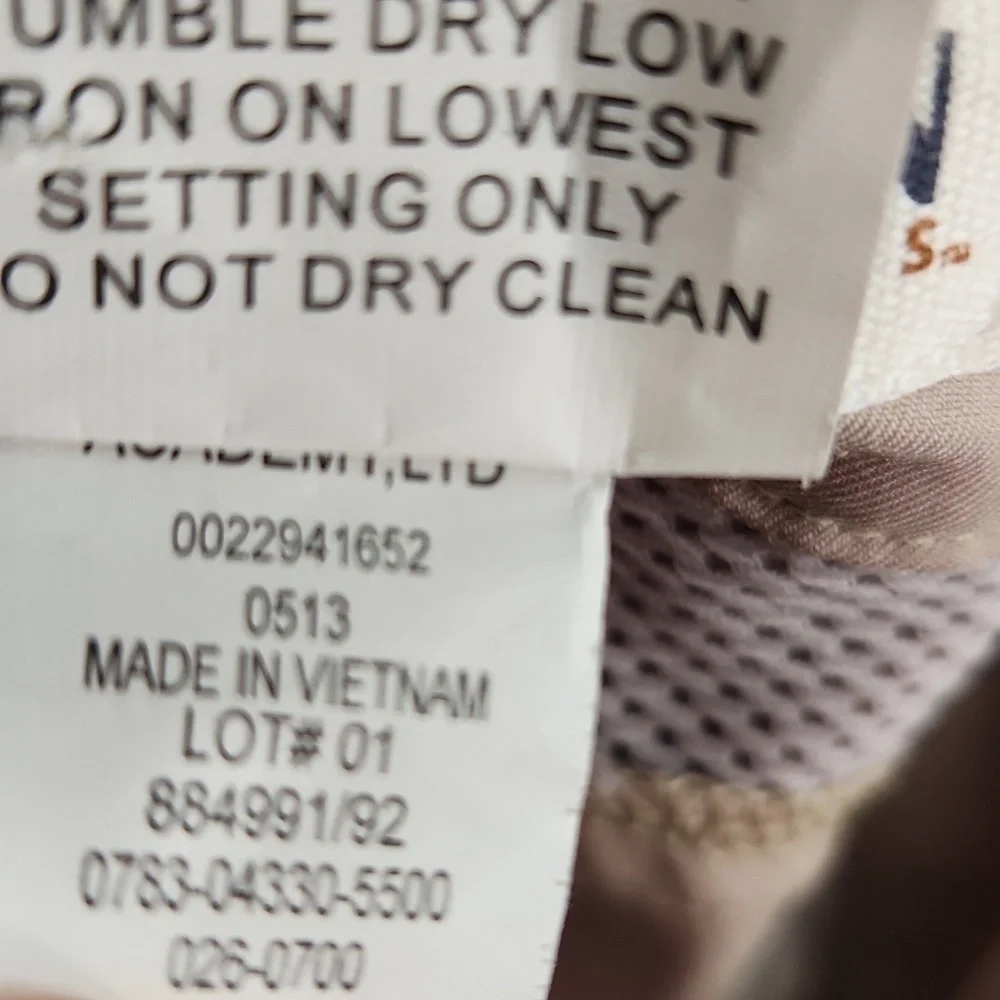 Magellan Outdoors Shorts Womens Size XL Tan Bermuda